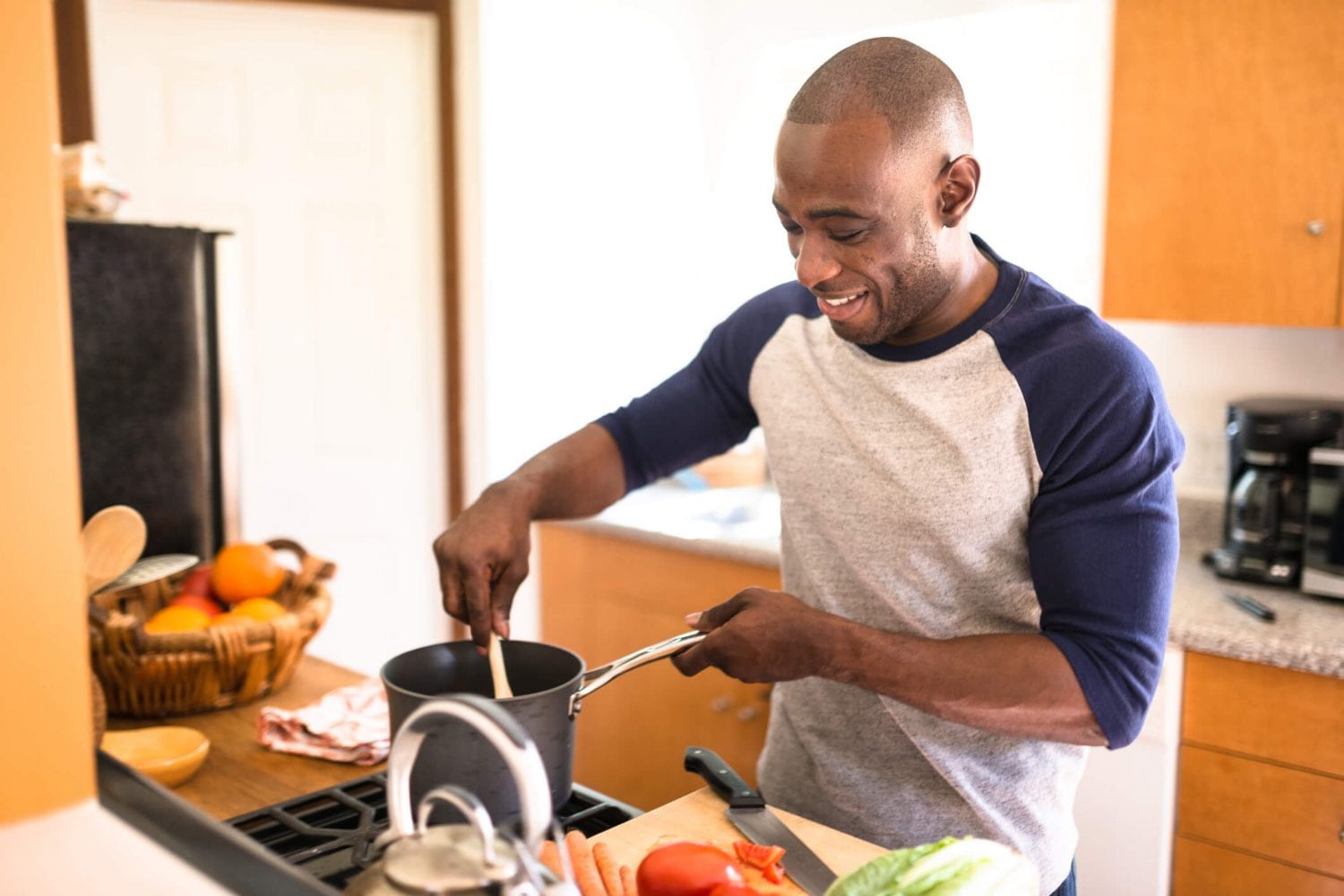 3 Cooking Tips For Saving Money When Living Alone CentSai