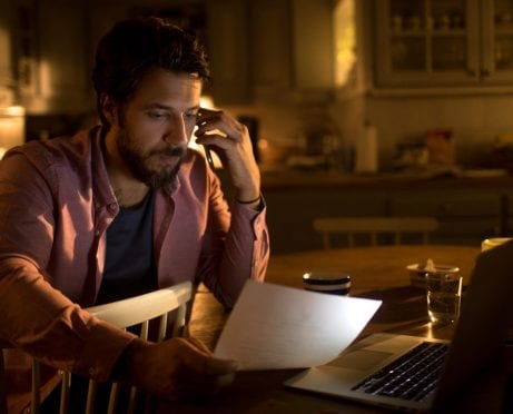 How to Deal With Debt Collectors: Tips From an Agent