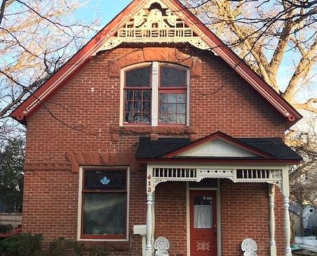 The Pros and Cons of a Homeowners Association