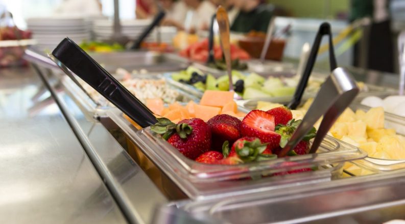 Your College Meal Plan: Make the Most of Campus Dining