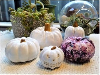 27 Cheap Halloween Party Ideas for Under $27: Hand-painted pumpkins