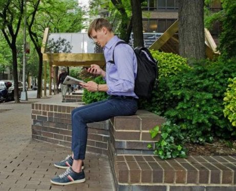 How to Get a Paid Internship as Your First Job